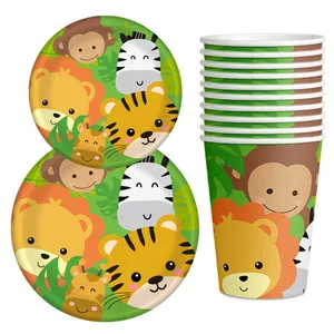Vaisselle de fête d'anniversaire thème jungle avec assiettes et gobelets animaux