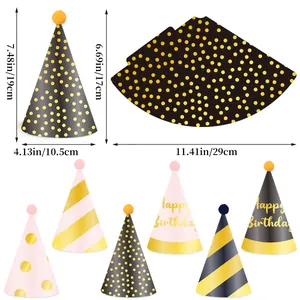 Vue détaillée de chapeaux d'anniversaire en papier avec dimensions et motifs variés