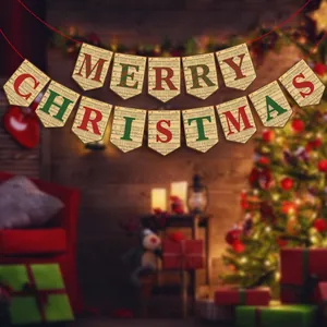 Détail de la bannière de Noël vintage avec notes de musique sur corde rouge