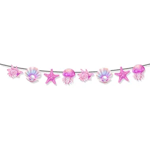 Guirlande de fête sirène avec coquillages, étoiles de mer et méduses en aquarelle décoratives
