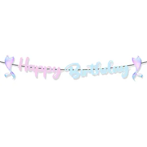 Détail de la bannière Happy Birthday avec motif queue de sirène rose et bleu