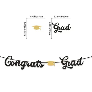 Detaillierte Größenangaben für Congrats Grad Banner mit Maßen der Doktorhut-Symbole