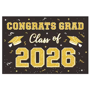 Detail des Banner für die Abschlussfeier 2026 mit goldenem Glitzertext auf Schwarz
