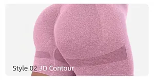 Gros plan d'un short de yoga sans couture taille haute rose poudré avec détails en mesh