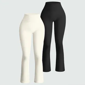 Nahtlose Ripp-Yogahose mit hoher Taille und Schlag in Schwarz und Wollweiß