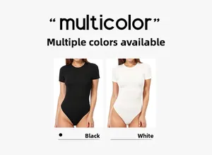 Kurzärmeliger Yoga-Body in Schwarz und Weiß mit eng anliegendem Rundhals-Design
