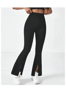 Vue détaillée du pantalon de yoga évasé sans couture à taille haute avec fente