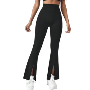 Pantalon de yoga évasé noir à taille haute avec fente frontale et coupe moulante