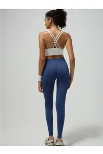 Close-up of the high-waist seamless design and breathable fabric of the yoga leggings