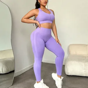 Damen Yoga-Set in Lila mit nahtlosem Sport-BH und hoch taillierter Leggings