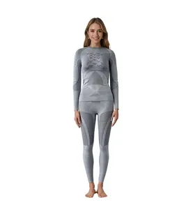 Macro del tessuto a compressione grigio senza cuciture con trama a maglia traspirante