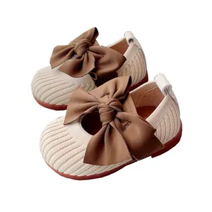 Infant girl knit bow walking shoes with soft non-slip soles and breathable off-white upper
