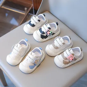 Cute cartoon toddler shoes with light-up soles and soft leather quilting in three colors