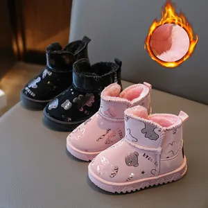 Kinder Mädchen Winter Schneestiefel Warm Fleece Gefüttert Cartoon Bär Muster Lackleder PU Stiefel Rutschfeste Gummisohle Rosa Schwarz Mode Schuhe