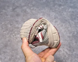 Detail showing high flexibility and non-slip sole of the kids sports sneaker