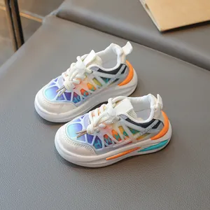 Baskets en Maille Dégradée pour Enfants Légères Respirantes Chaussures de Course pour Bambins Avec Fermeture à Bouton Chaussures de Sport Mode Filles Garçons