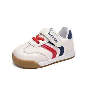 Chaussures de sport pour tout-petits avec semelles souples et attaches velcro bleues