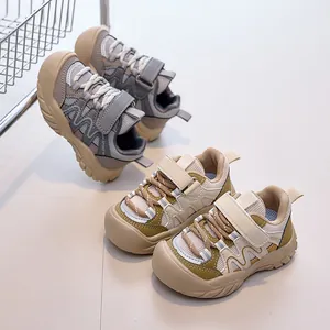 Chaussures de Sport de Plein Air pour Enfants en Maille Respirante Baskets à Velcro Antidérapantes pour Garçons Filles Chaussures de Course Chunky