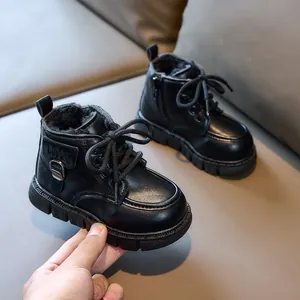 Bottes de travail noires pour garçons avec doublure chaude et semelles antidérapantes