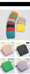 Echtleder-Münztaschen mit Litschimuster in einer mehrfarbigen, geschichteten Anzeige