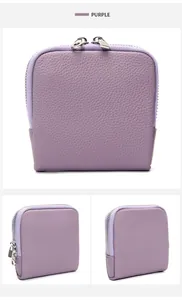Detailansicht der lila Schmucktasche aus Leder mit Litschimuster und Doppelreißverschluss