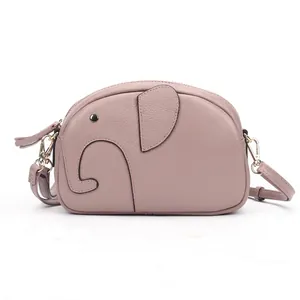 Kreative Elefanten-Ledertasche in Altrosa mit texturierter Litschikorn-Oberfläche