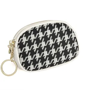 Mini porte-monnaie en cuir de vachette avec motif pied-de-poule et porte-clés doré