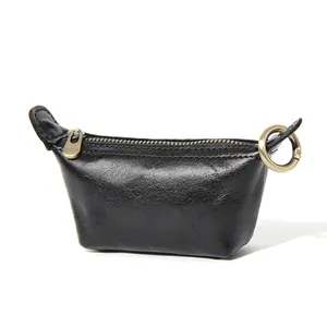 Mini porte-monnaie en cuir noir minimaliste avec crochet en métal et fermeture éclair