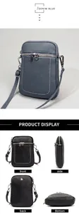 Dettagli della mini borsa a tracolla in pelle per telefono in blu e nero classico