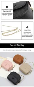 Detailweergave van de fijne randafwerking en gouden ketting op de mini leren tas