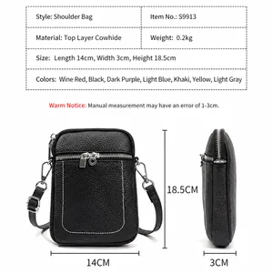Mini borsa a tracolla in vera pelle nera con cuciture bianche a contrasto ed elegante