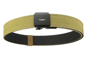 Détail de la ceinture tactique en nylon avec boucle automatique et sangle double couche