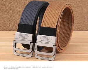 Detailopname van dubbele ringgespen op stevige nylon canvas tactische riemen voor heren