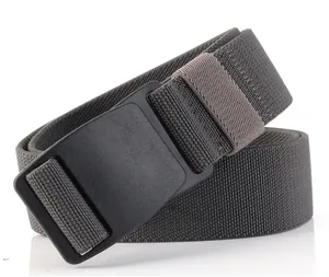 Detailed view of the dark grey elastic woven belt texture and black POM plastic buckle