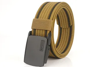 Détails de la ceinture en nylon tressé kaki avec rayures noires et boucle noire mate