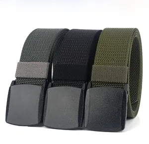 Trois ceintures en nylon tressé pour hommes en gris, noir et vert avec boucles noires