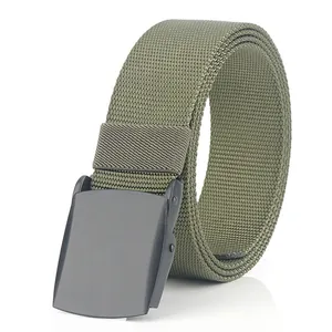 Cintura tattica in tela di nylon ispessita verde militare con fibbia in metallo nero opaco