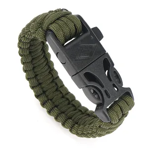Bracciale survival in paracord verde militare con bussola e fischietto outdoor