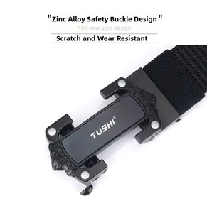Detail of matte black zinc alloy buckle with lion relief and scratch-resistant texture