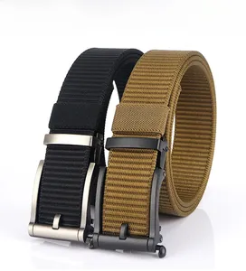 Détails de ceintures en nylon noir et kaki avec boucles métalliques réglables