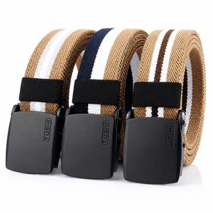 Détail de trois ceintures tressées élastiques avec boucles automatiques en alliage de zinc mat