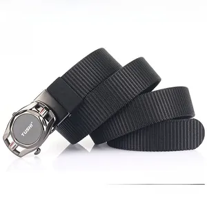 Detail of a 3.5cm thick nylon tactical belt with a brushed automatic metal buckle