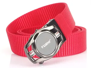 Close-up of a red woven nylon belt with a grey alloy automatic buckle and TUSHI logo
