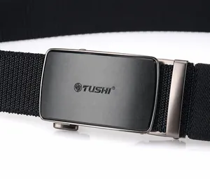 Detail of matte zinc alloy buckle and high-density woven nylon belt strap