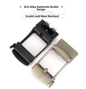 Detail of scratch-resistant zinc alloy automatic belt buckle with matte black finish