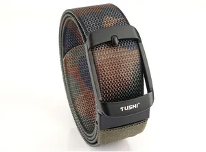 Close-up of TUSHI tactical belt featuring camouflage nylon webbing and matte metal buckle