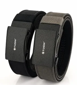 Détail de la ceinture en nylon avec boucle automatique et support interne en film PE