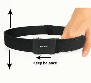 Détail de la ceinture tactique en nylon noir avec boucle robuste en alliage de zinc