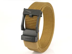Detail of khaki tactical nylon belt featuring a black automatic buckle and TUSHI logo