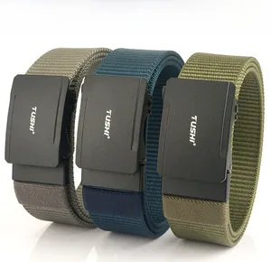 Vue détaillée de ceintures tactiques en nylon durable en gris, bleu et vert armée